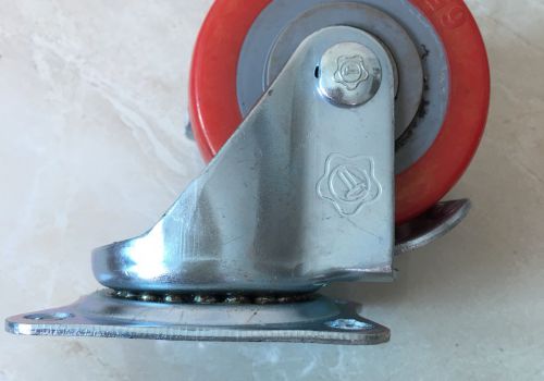 Bánh xe đẩy PVC Xám đỏ